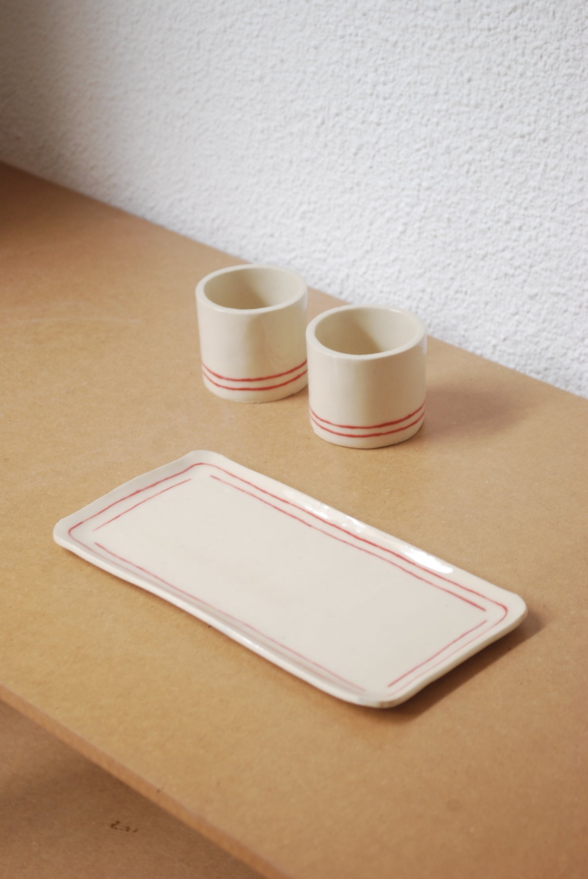 Set rayas. Plato + 2Tazas