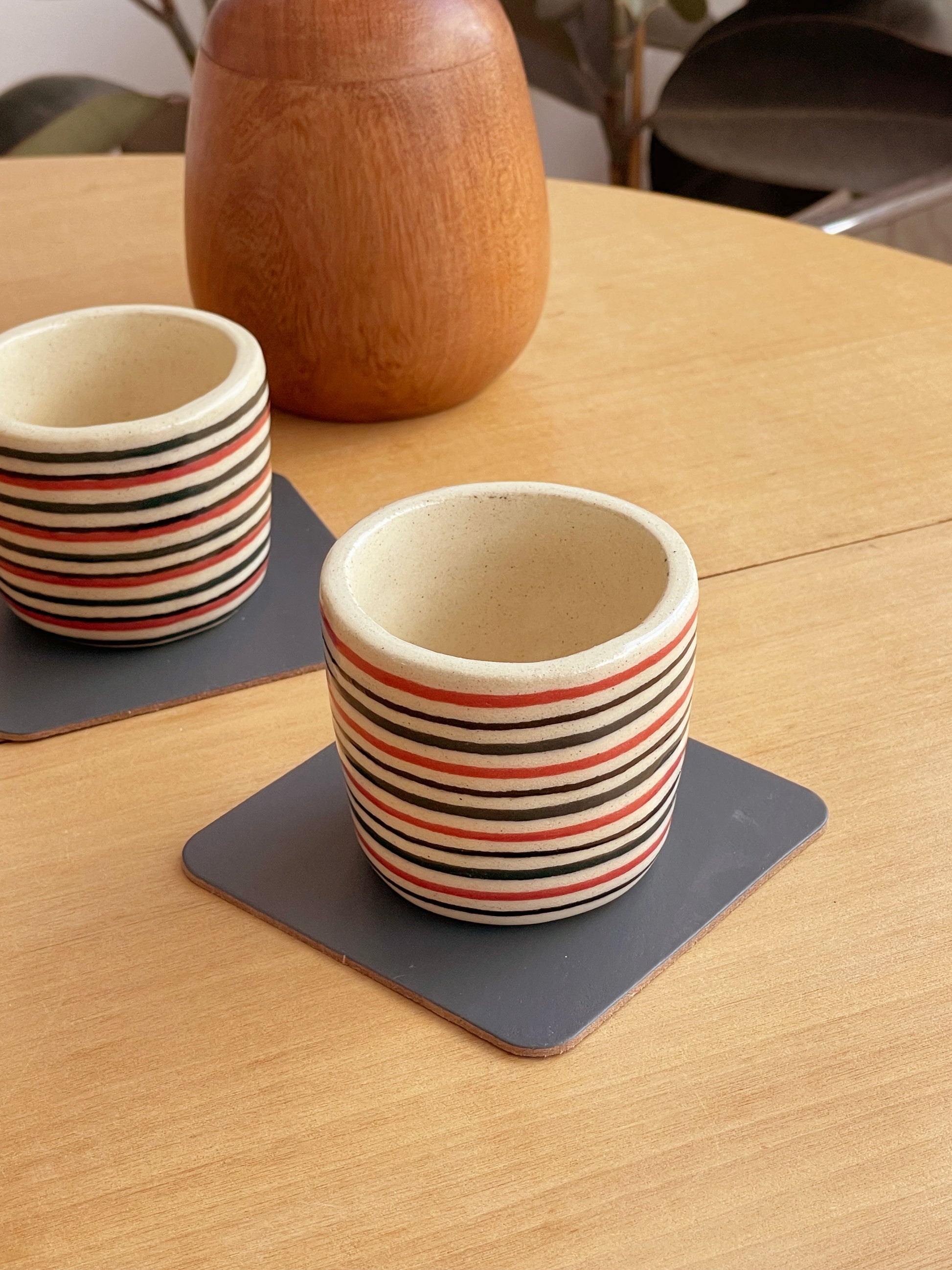 Taza rayitas